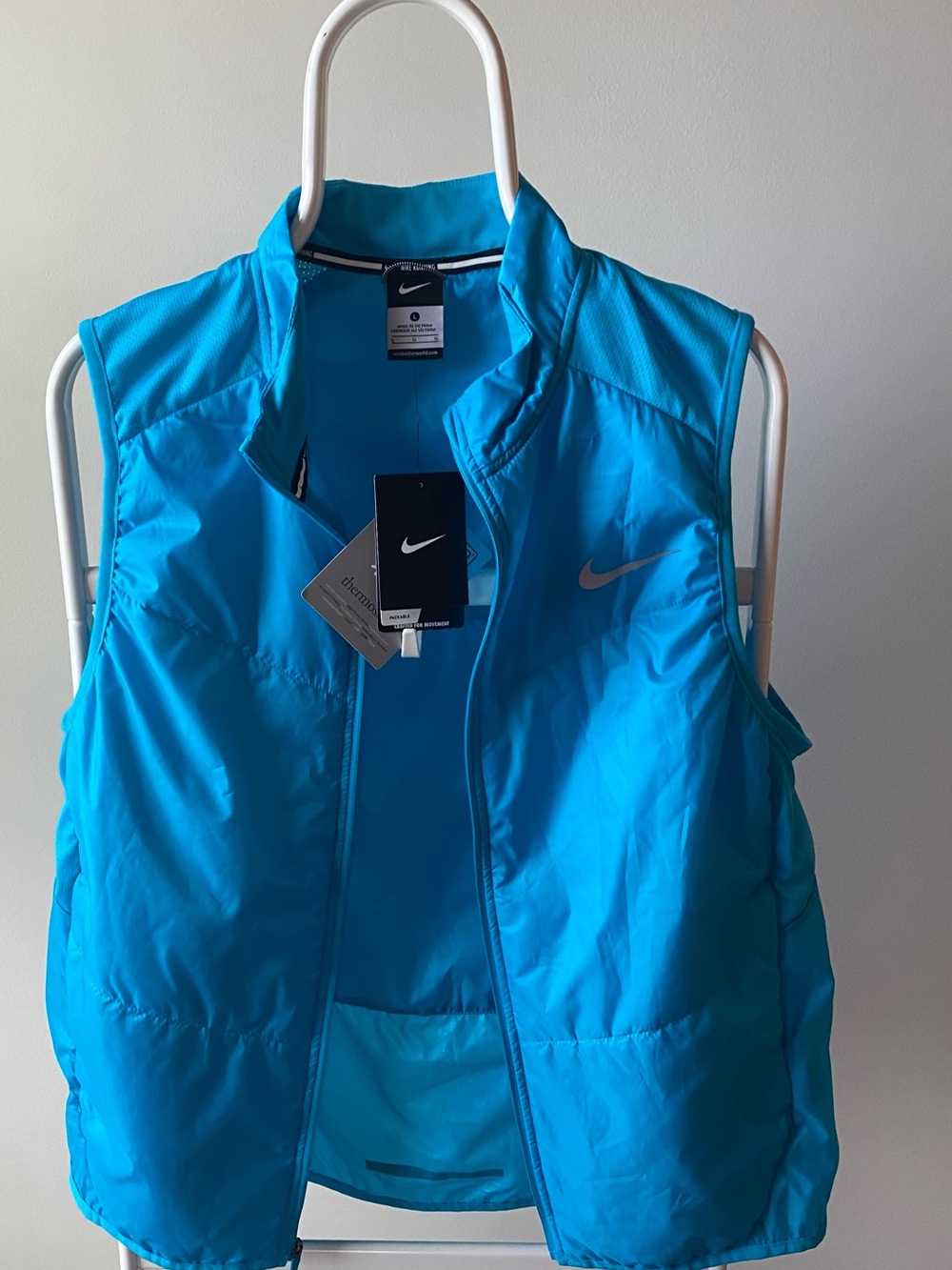 Nike Men’s Turquoise Blue Puffer Vest